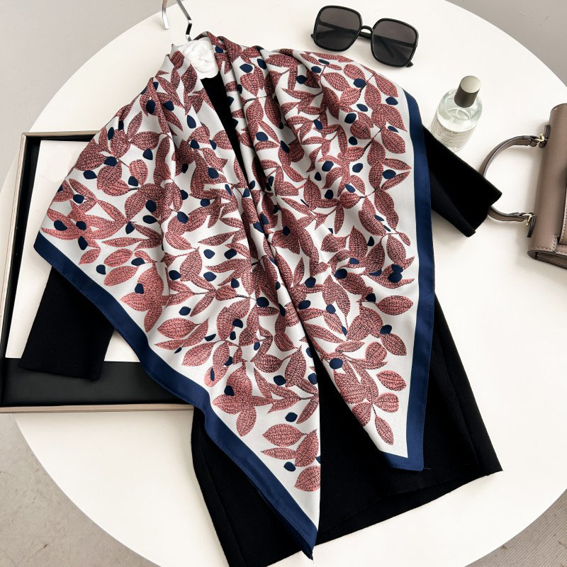 Foulard carré 90 cm de haute q - Office High Tech avis et prix